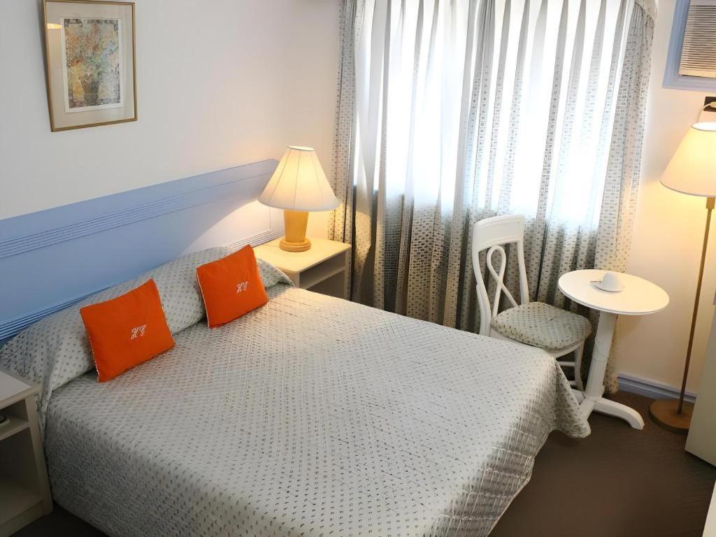 Hotel Galleria Davao Bagian luar foto