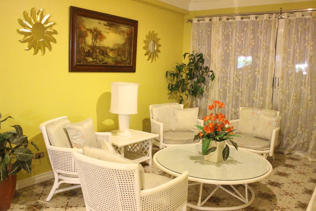 Hotel Galleria Davao Bagian luar foto