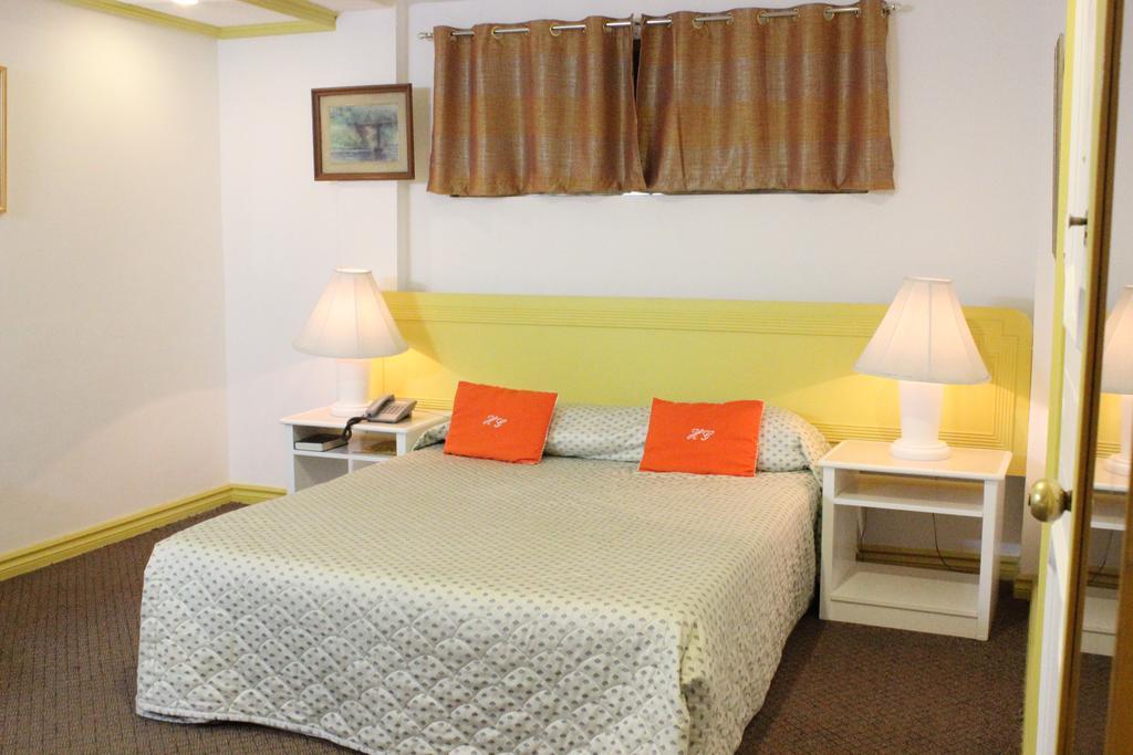 Hotel Galleria Davao Bagian luar foto